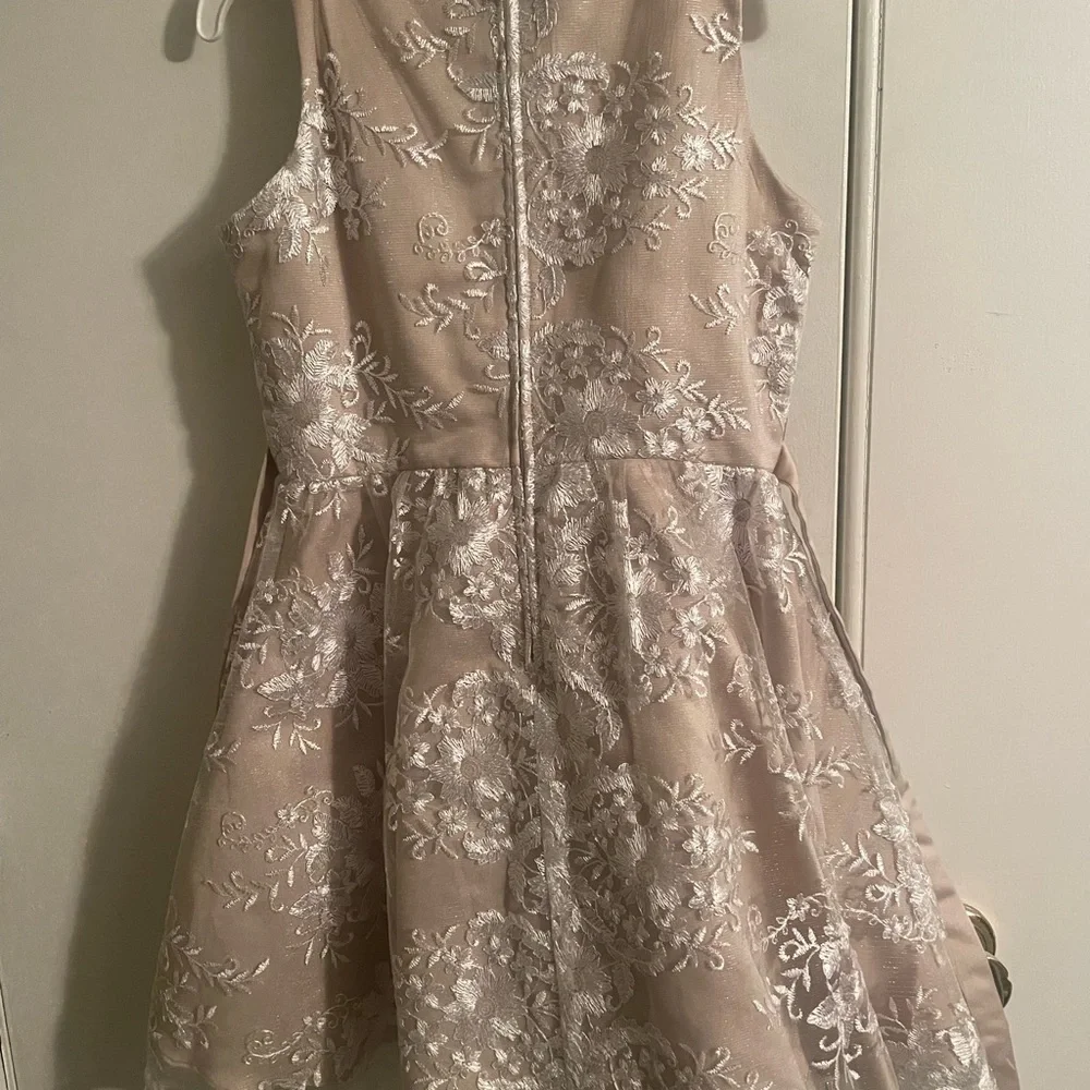 Girls Dress - Picture 2 of 4